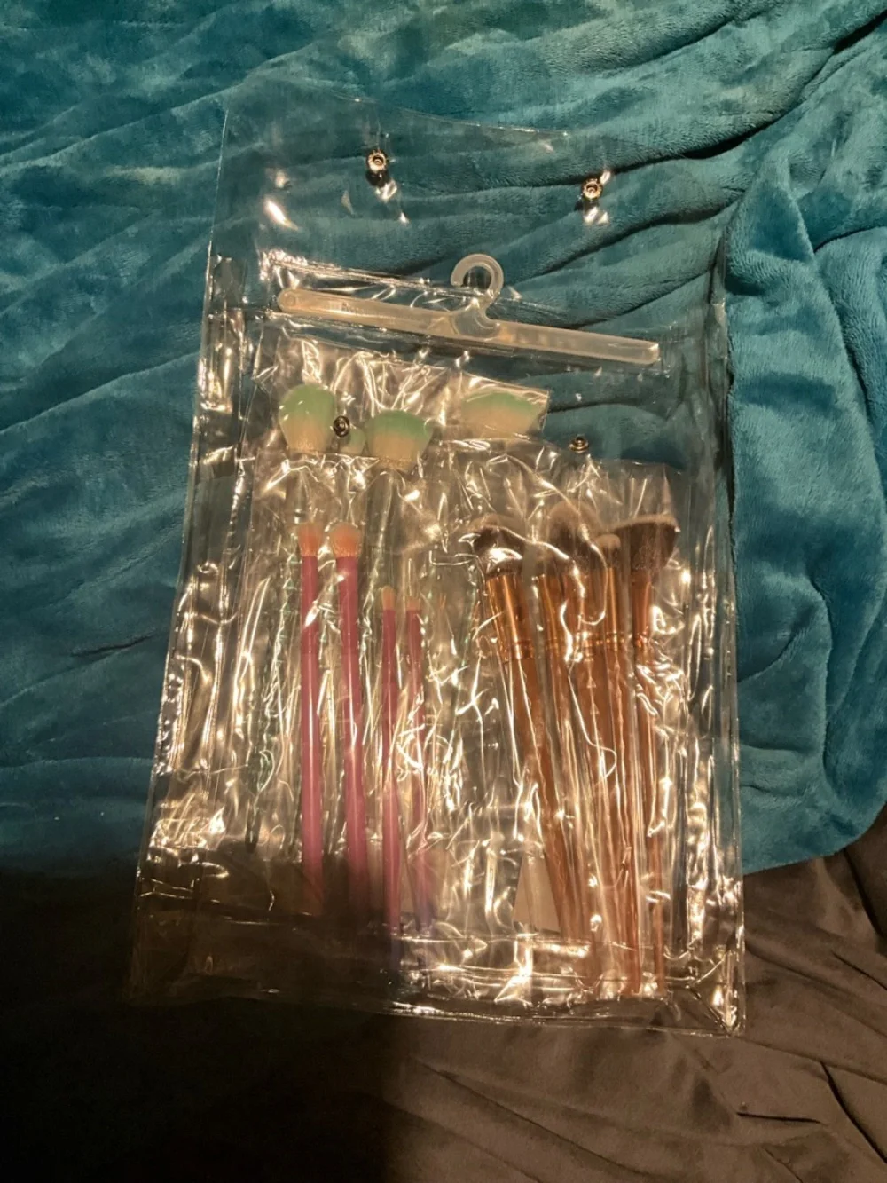 15 Assorted Makeup Brush Sets RoseGold, Pink & Teal Handles w/vinyl snap case NW